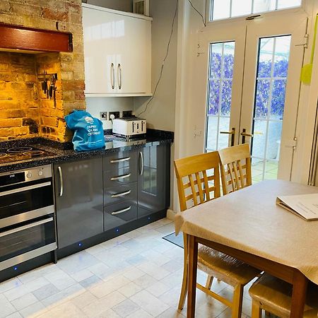 Green Sails House 웨이머스만 외부 사진